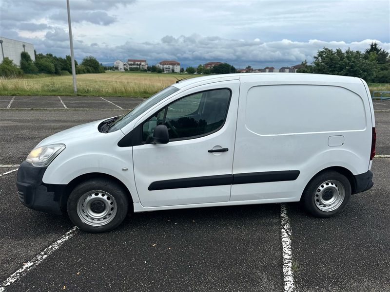 Citro&euml;n Berlingo profil lat&eacute;ral